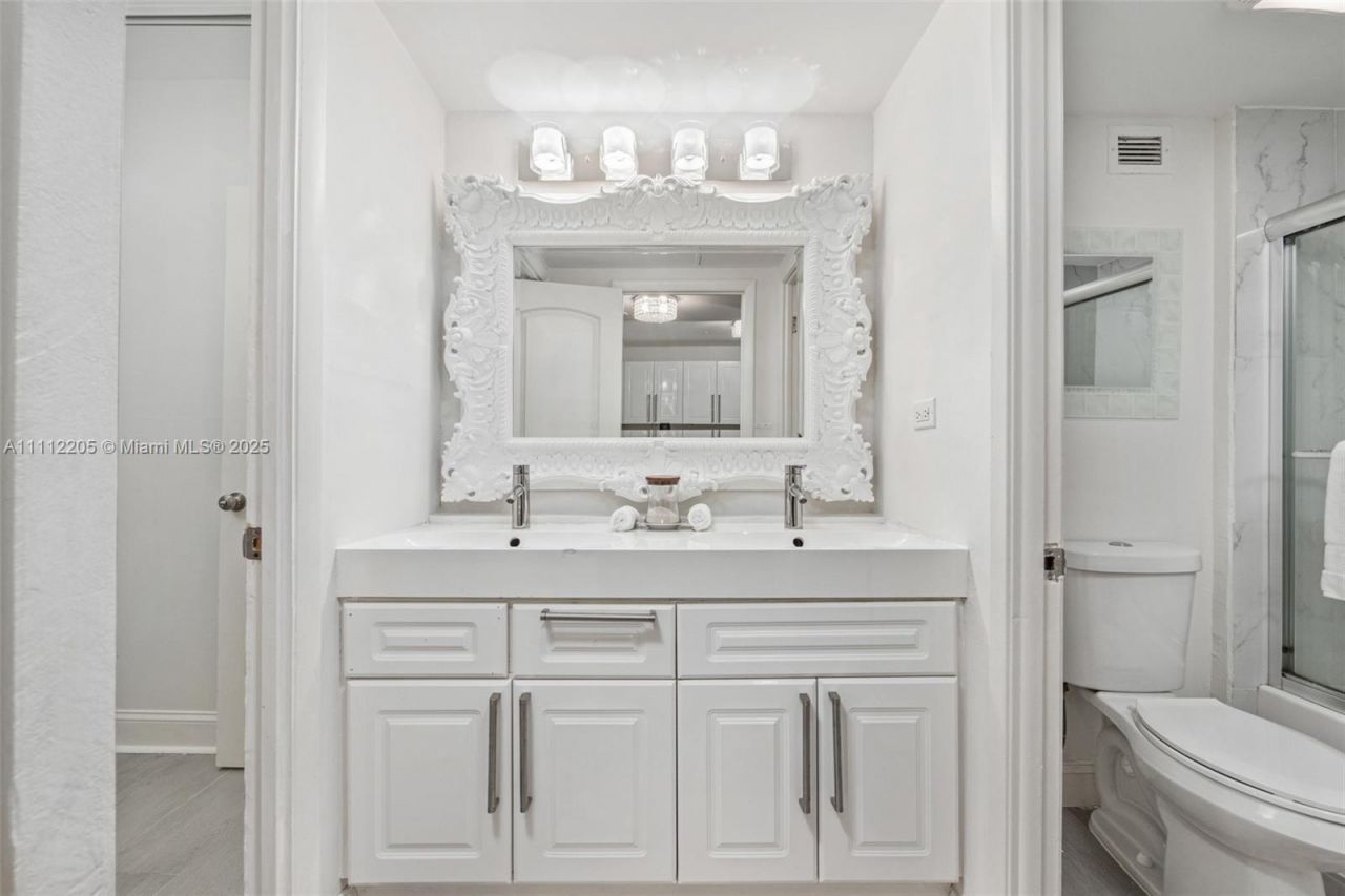 2301 Collins Ave, Unit 328, Miami Beach, FL 33139 Photo