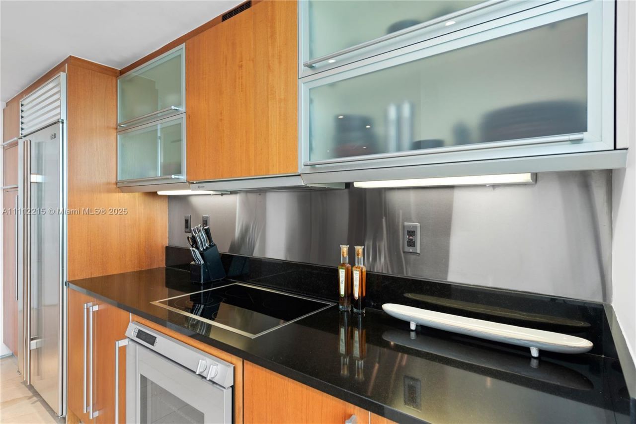 101 20th St, Unit 2401, Miami Beach, FL 33139 Photo