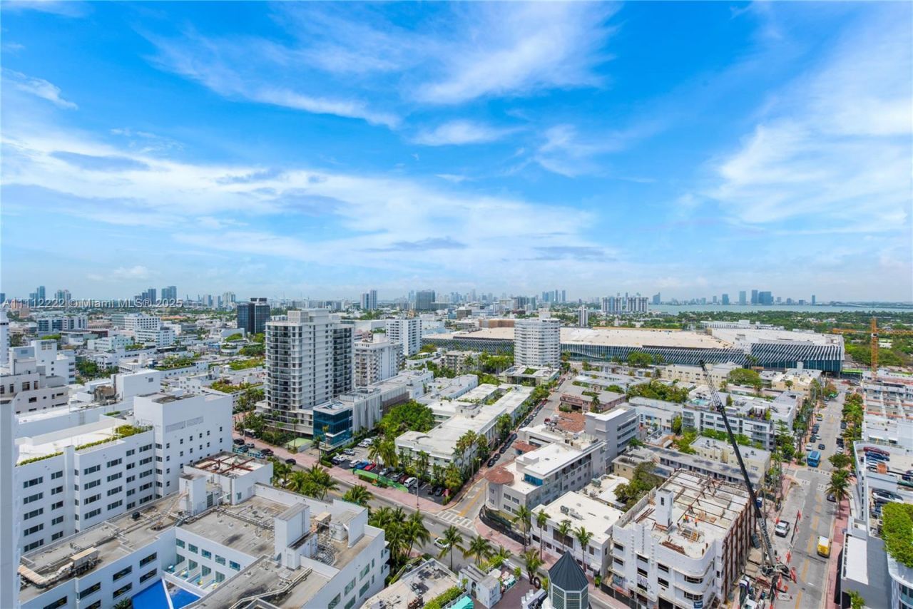 101 20th St, Unit 2402, Miami Beach, FL 33139 Photo