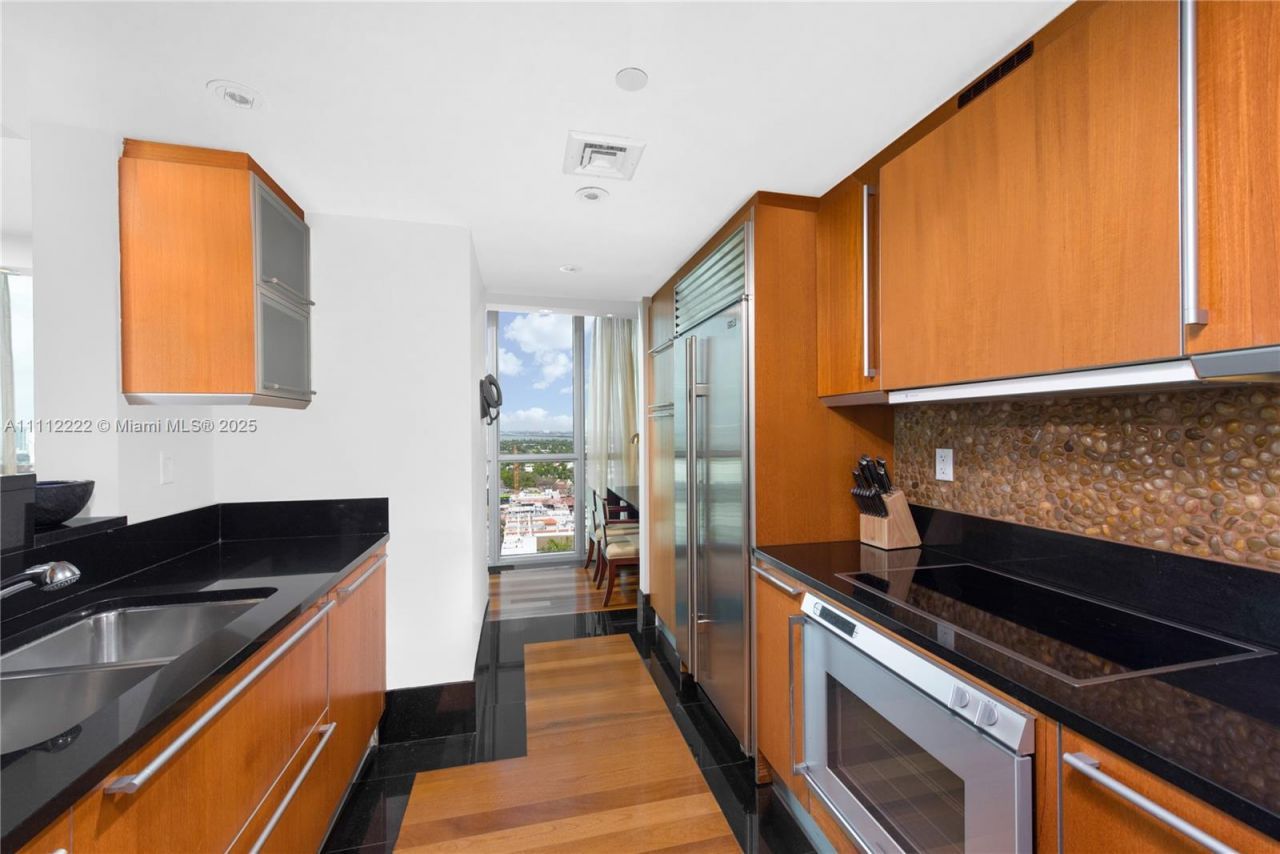 101 20th St, Unit 2402, Miami Beach, FL 33139 Photo