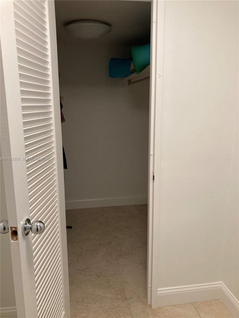 5161 Collins Ave, Unit 210, Miami Beach, FL 33140 Photo