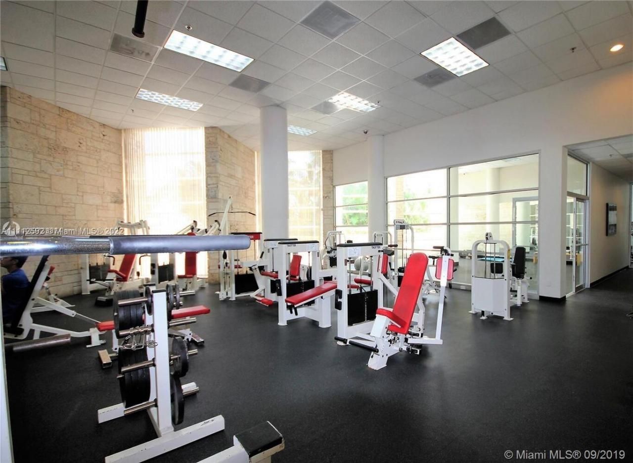 5161 Collins Ave, Unit 210, Miami Beach, FL 33140 Photo