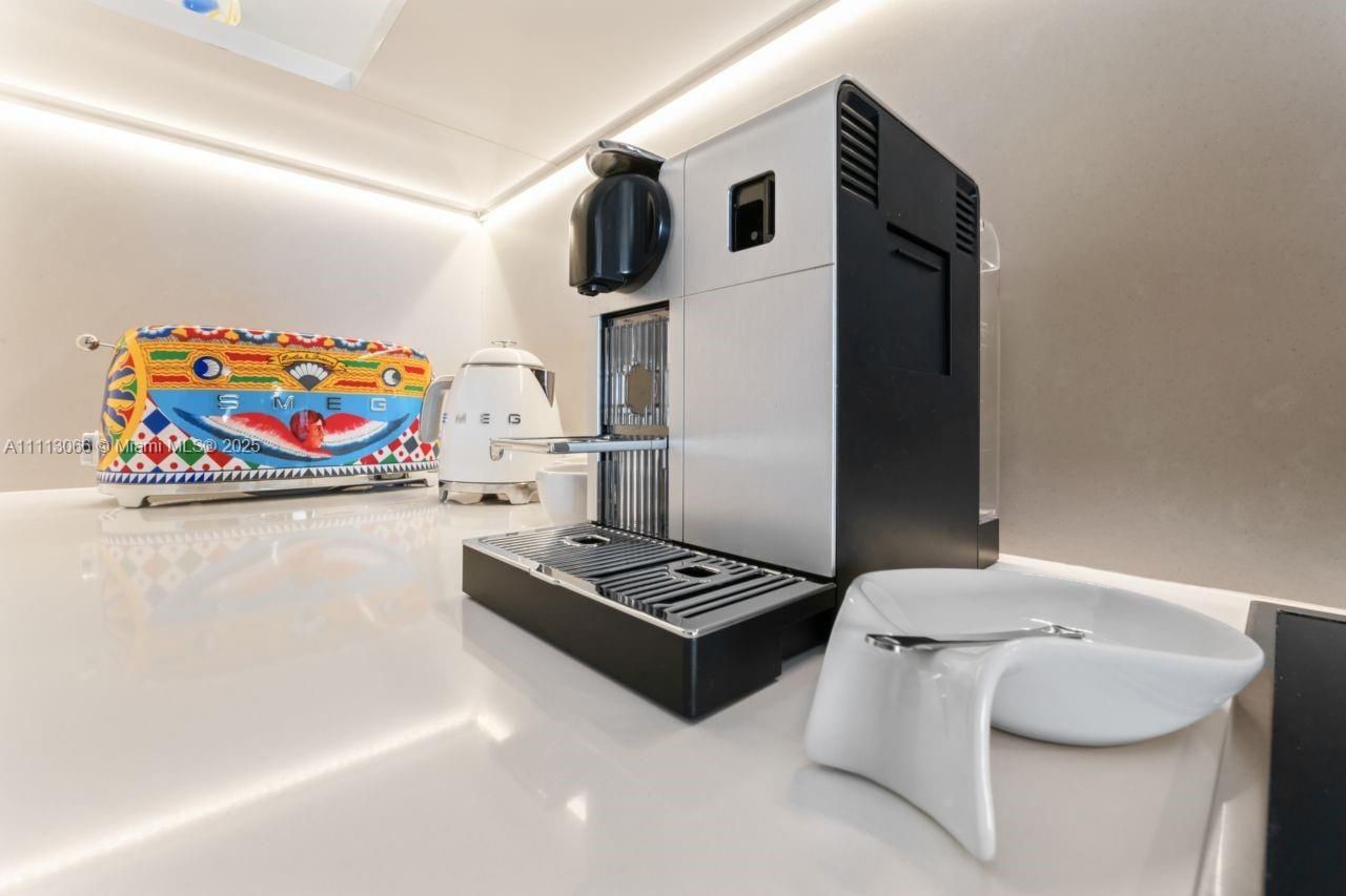 19143 Fisher Island Dr, Unit 19143, Miami Beach, FL 33109 Photo