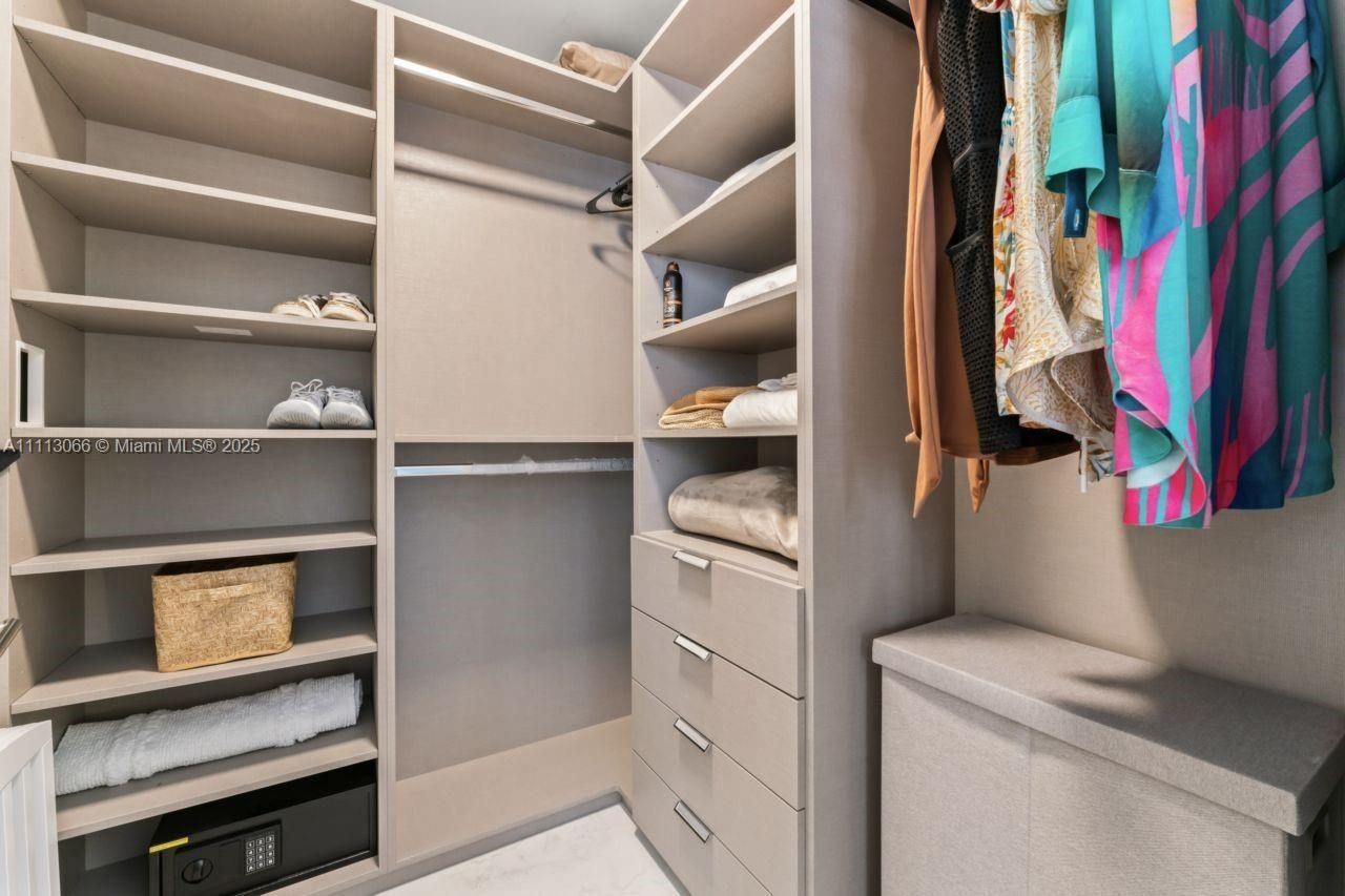 19143 Fisher Island Dr, Unit 19143, Miami Beach, FL 33109 Photo