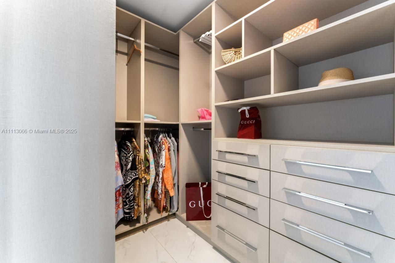 19143 Fisher Island Dr, Unit 19143, Miami Beach, FL 33109 Photo