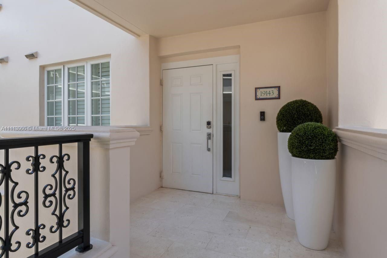 19143 Fisher Island Dr, Unit 19143, Miami Beach, FL 33109 Photo