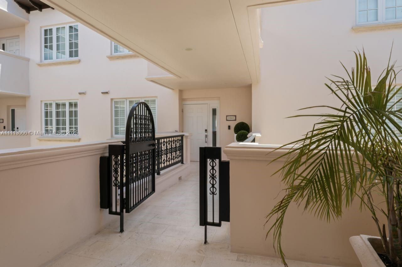 19143 Fisher Island Dr, Unit 19143, Miami Beach, FL 33109 Photo