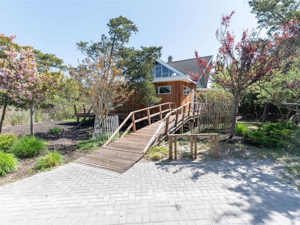 32 Kelp Avenue, Seaview, NY 11770