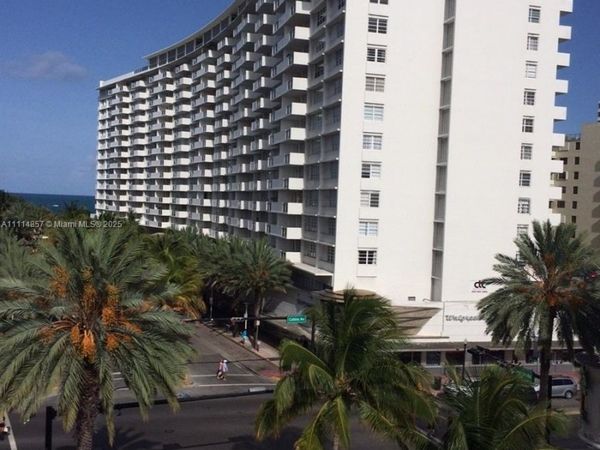 100 Lincoln Rd, Unit 1207, Miami Beach, FL 33139