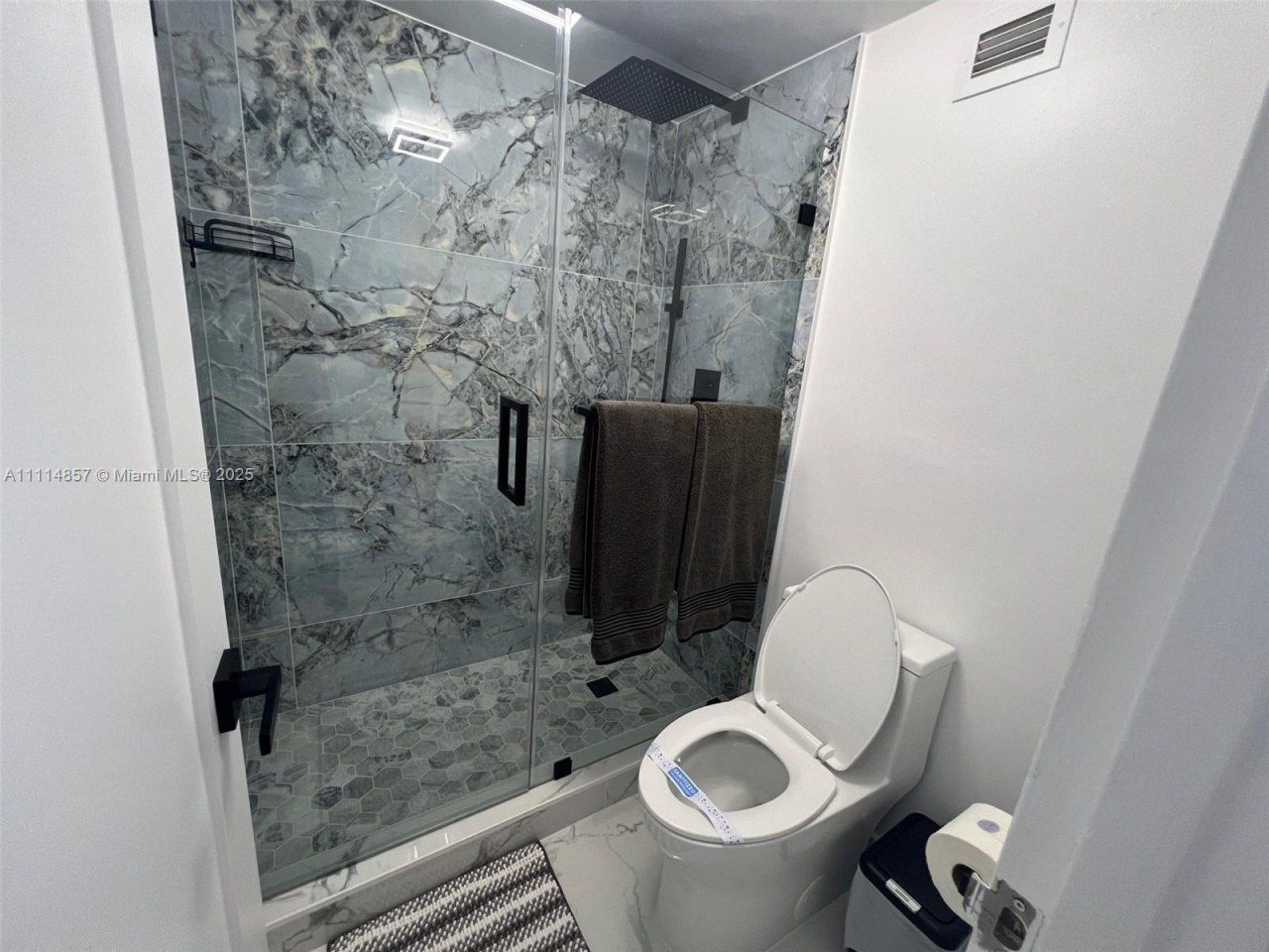 100 Lincoln Rd, Unit 1207, Miami Beach, FL 33139 Photo