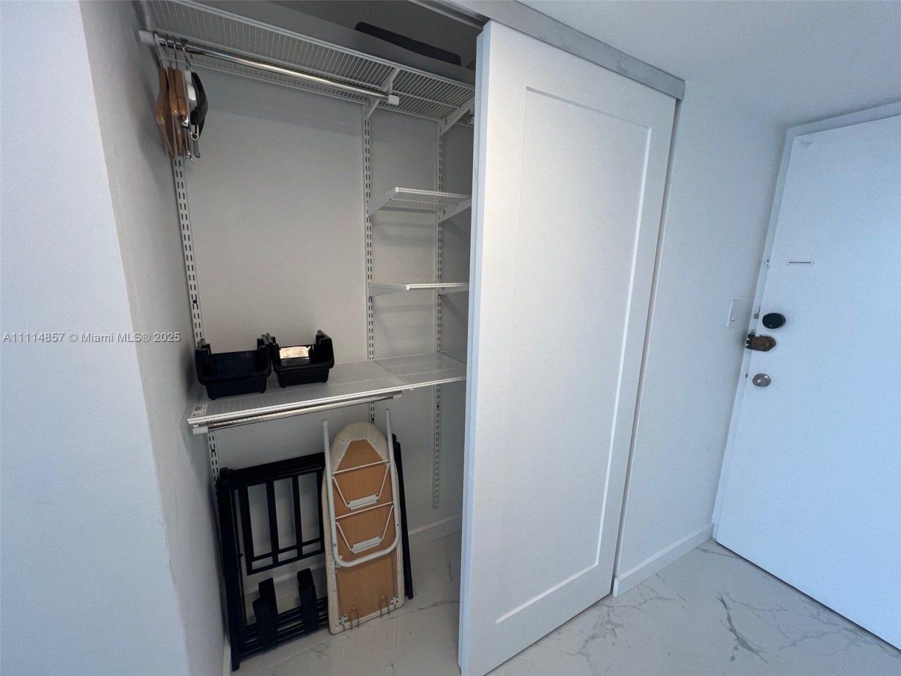 100 Lincoln Rd, Unit 1207, Miami Beach, FL 33139 Photo