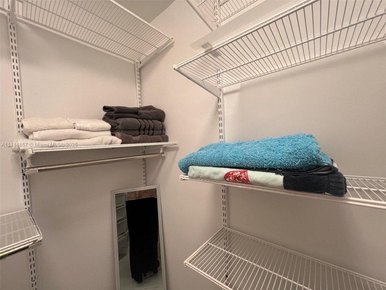 100 Lincoln Rd, Unit 1207, Miami Beach, FL 33139 Photo