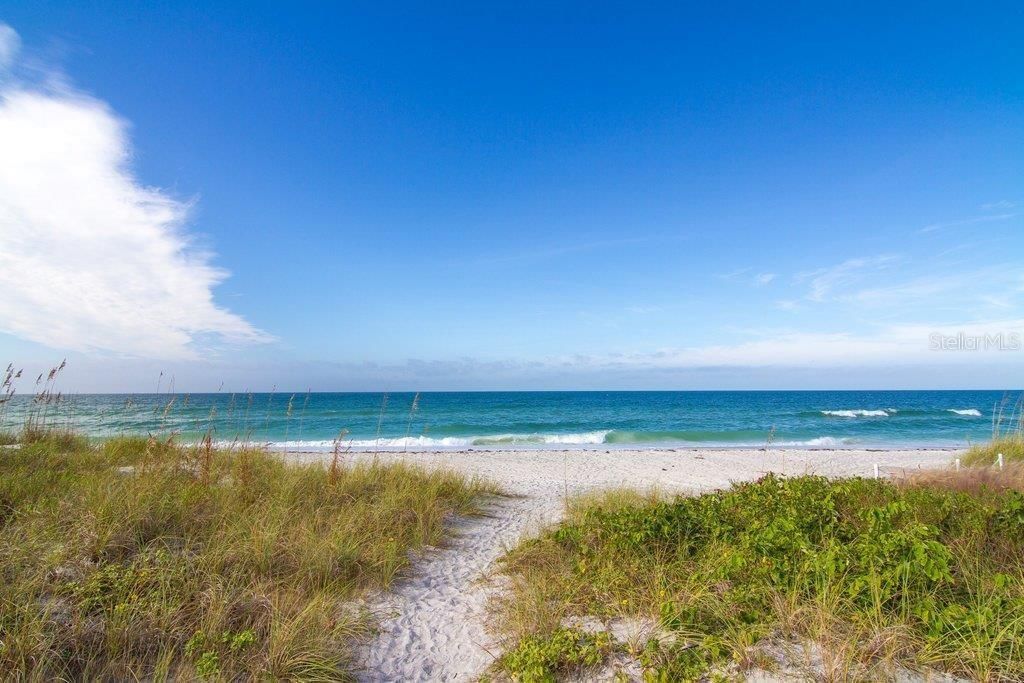 1001 Benjamin Franklin Drive, Unit 404, Sarasota, FL 34236 Photo