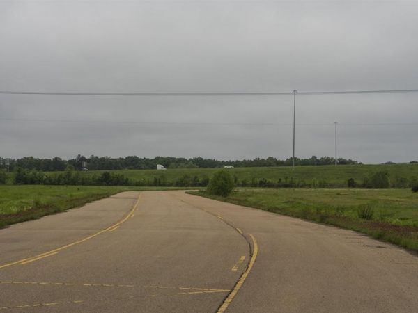 Lot 9 Legacy Park, Pearl, MS 39208