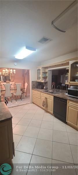 8208 NW 57th Place, Tamarac, FL 33321 Photo