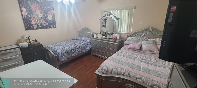 8208 NW 57th Place, Tamarac, FL 33321 Photo