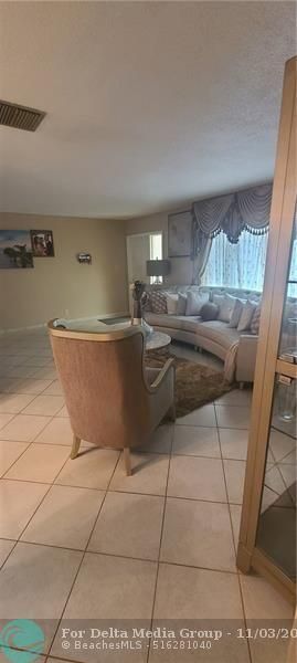 8208 NW 57th Place, Tamarac, FL 33321 Photo