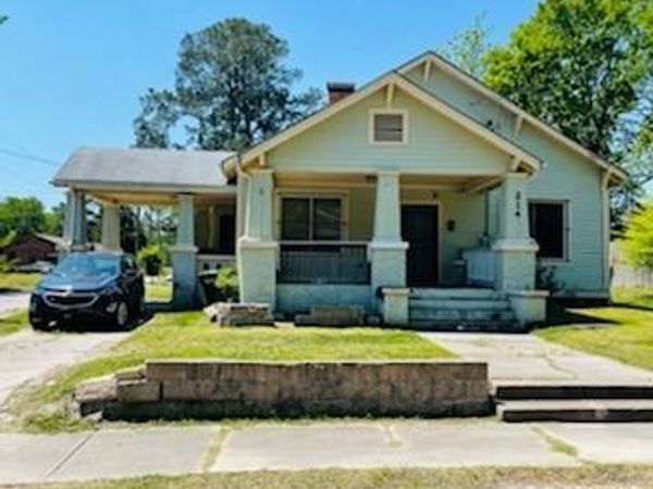 214 Nimocks Avenue, Fayetteville, NC 28301