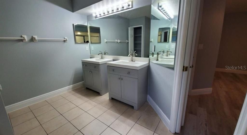 7036 Carna Court, Orlando, FL 32807 Photo