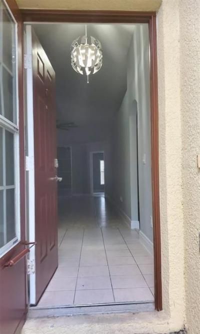 7036 Carna Court, Orlando, FL 32807 Photo