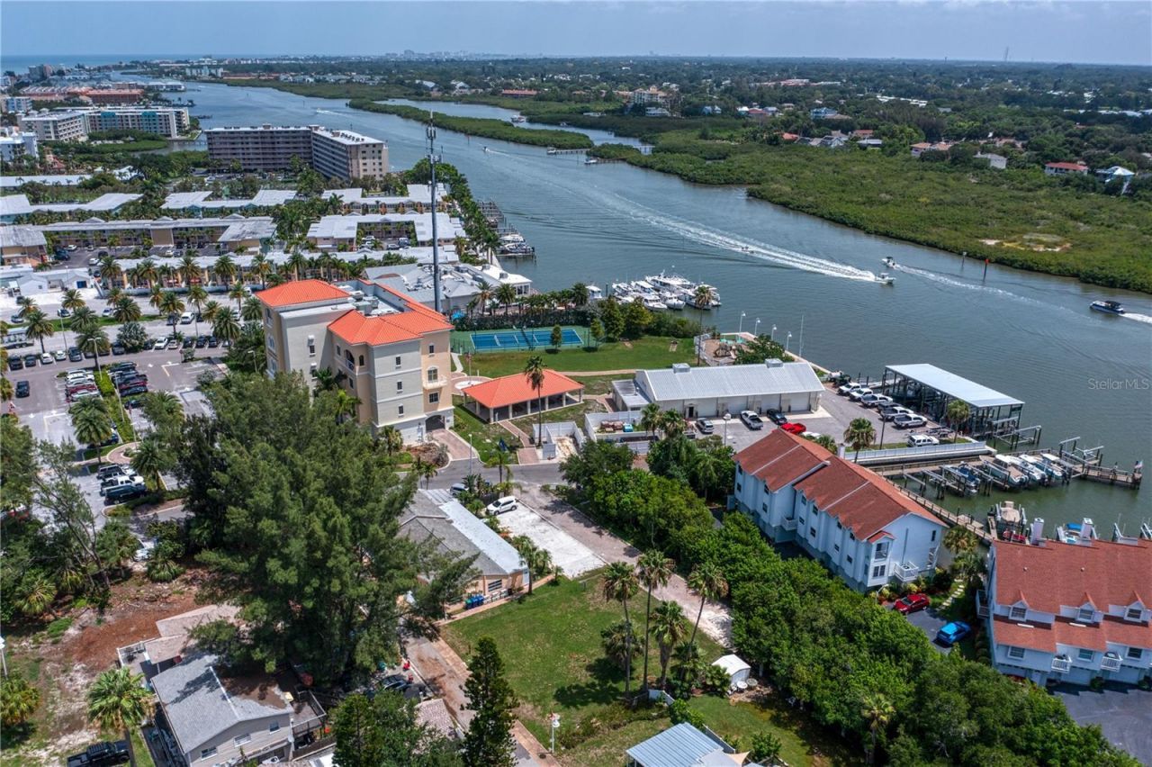 Whispering Pines Drive, Indian Shores, FL 33785 Photo