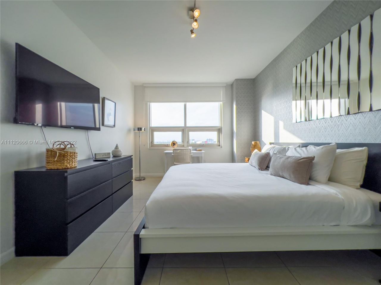 3250 NE 1st Ave, Unit 708, Miami, FL 33137 Photo