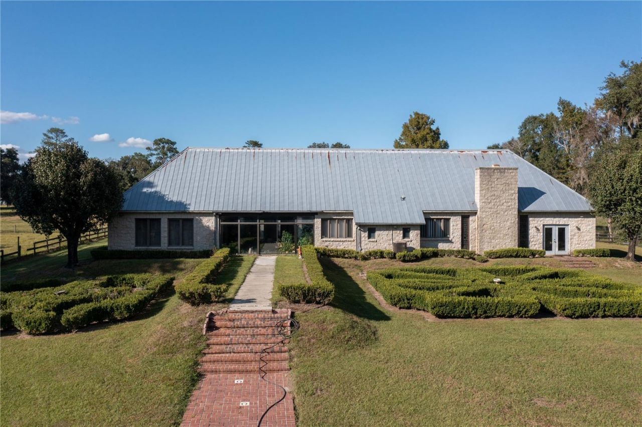 19350 NW 123rd Court, Micanopy, FL 32667 Photo