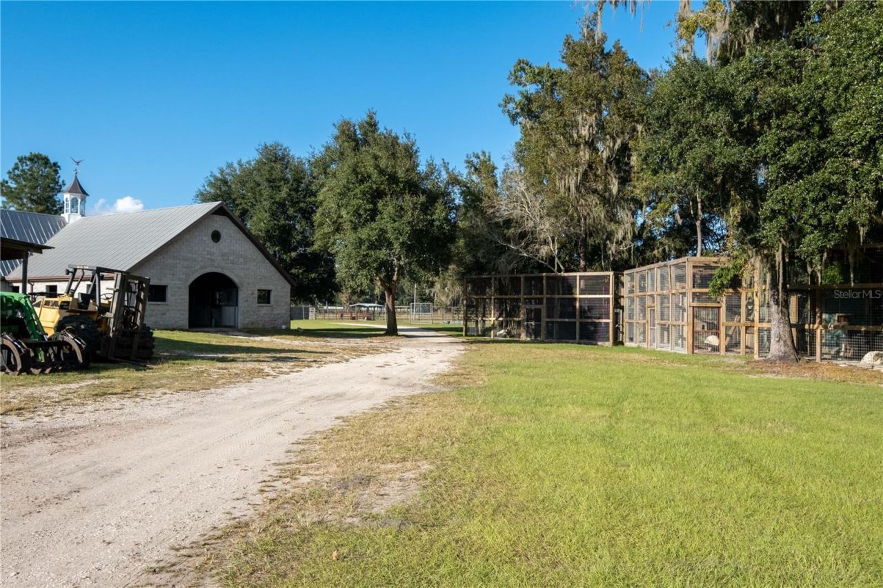 19350 NW 123rd Court, Micanopy, FL 32667 Photo