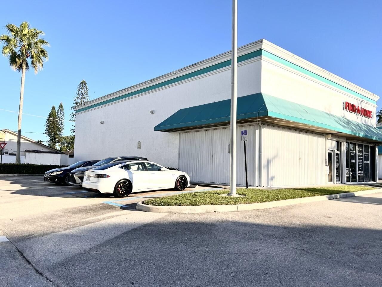 324 S Powerline Road, Deerfield Beach, FL 33442 Photo