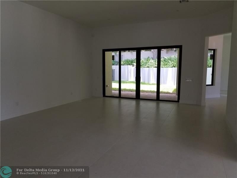 5786 Ashwood Circle, Fort Lauderdale, FL 33312 Photo