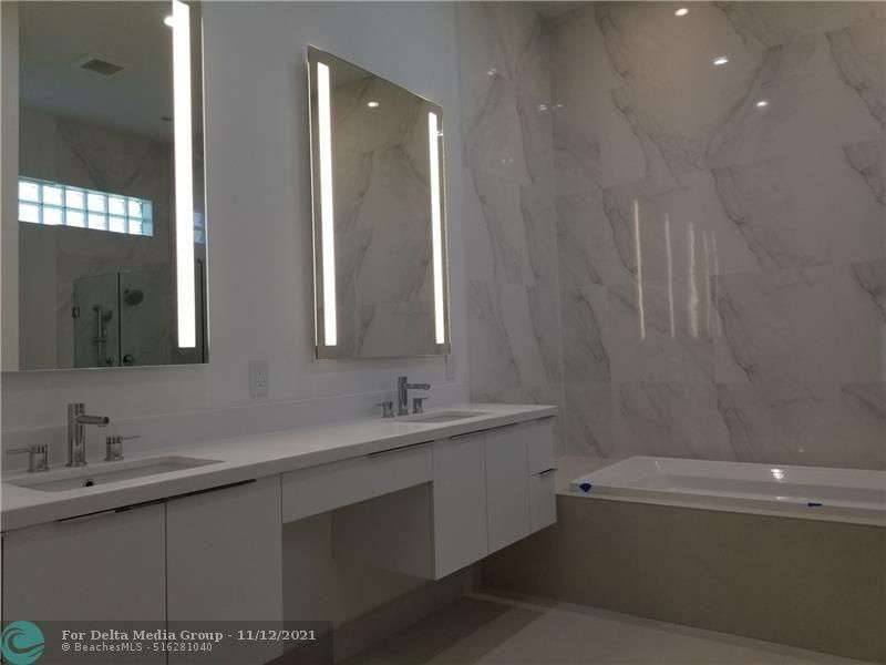 5786 Ashwood Circle, Fort Lauderdale, FL 33312 Photo