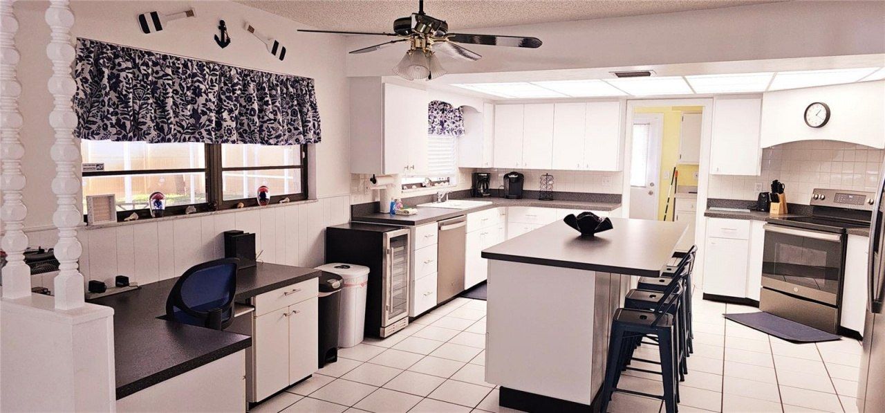 2203 43rd Street W, Bradenton, FL 34209 Photo