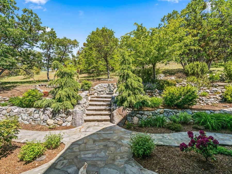 Property Image 63