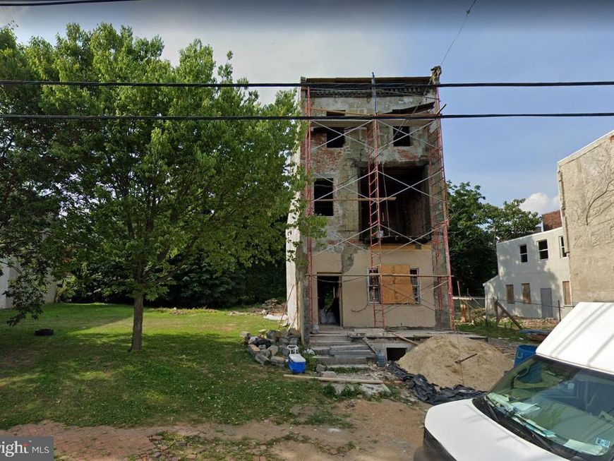 4047 W Girard Avenue, Philadelphia, PA 19104 Main Photo