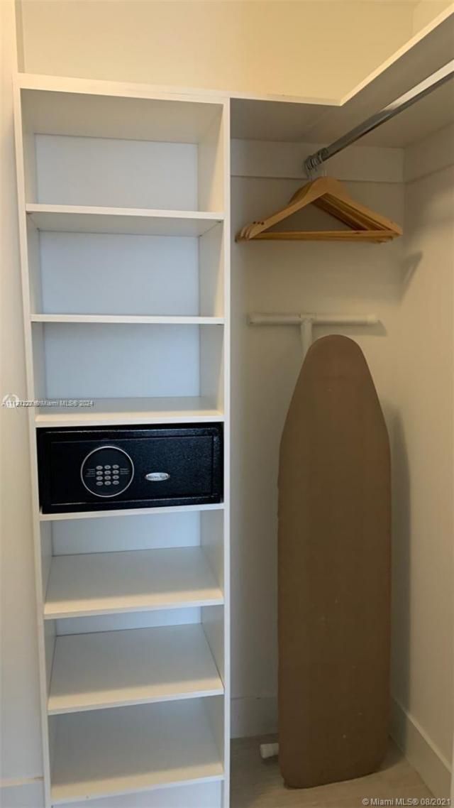 4010 S Ocean Dr, Unit R401, Hollywood, FL 33019 Photo