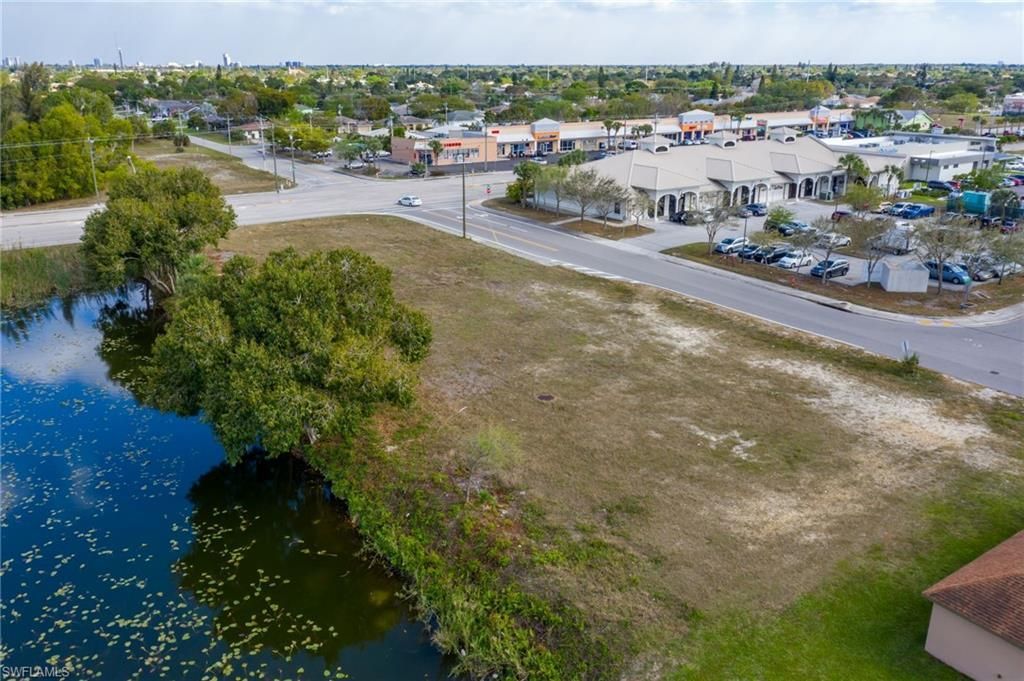 1519-1531 NE 2nd St, Cape Coral, FL 33909 Photo