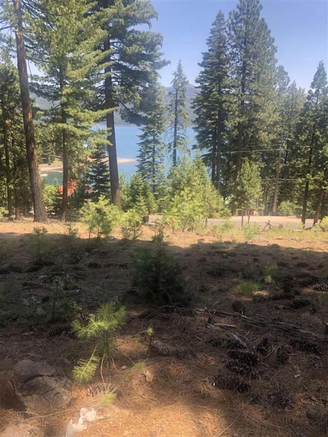 663 Peninsula Drive, Lake Almanor, CA 96137 Photo