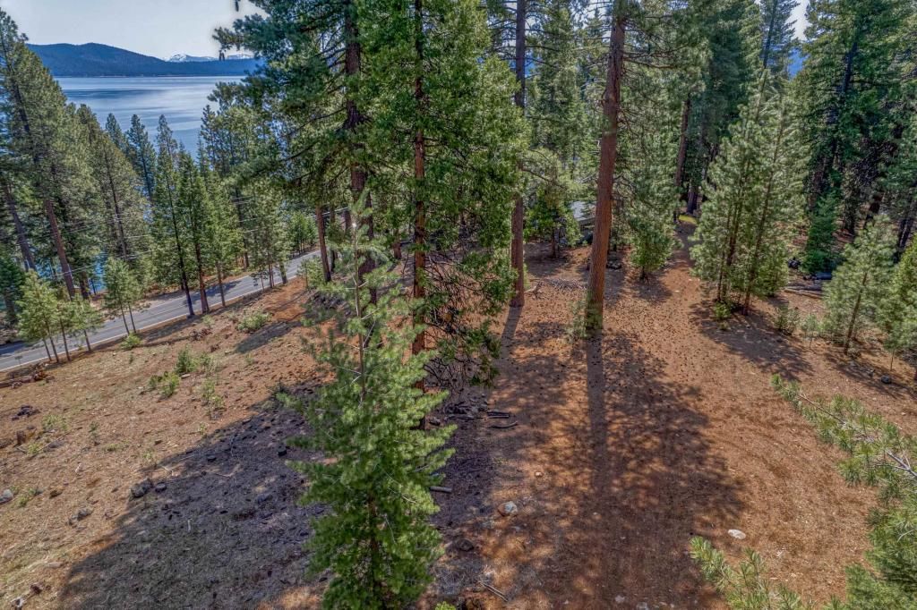 663 Peninsula Drive, Lake Almanor, CA 96137 Photo
