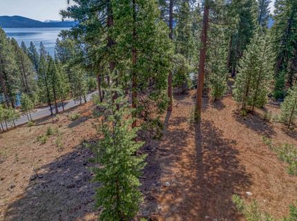 663 Peninsula Drive, Lake Almanor, CA 96137 Photo