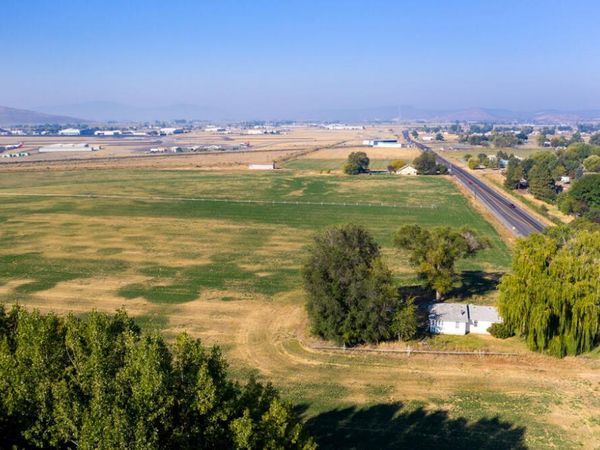 4606 South Side By Pass, Klamath Falls, OR 97603