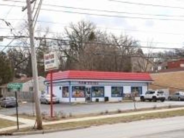 725 W Chicago Street, Elgin, IL 60123