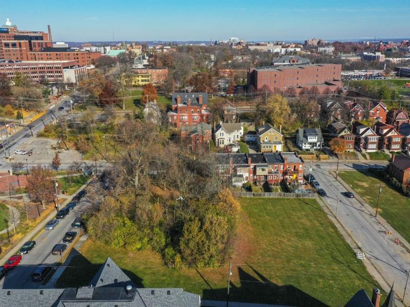 1942 Bigelow Street, Unit 2, Cincinnati, OH 45219 Photo 16