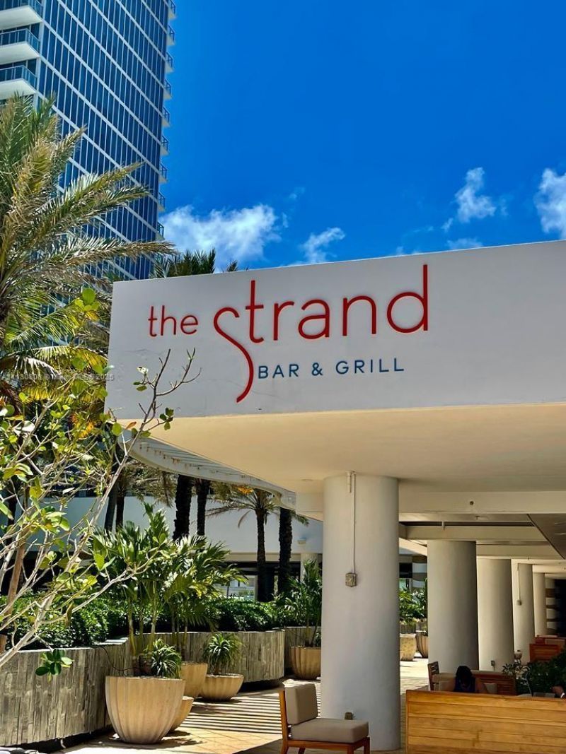 6801 Collins Ave, Unit C1115, Miami Beach, FL 33141 Photo