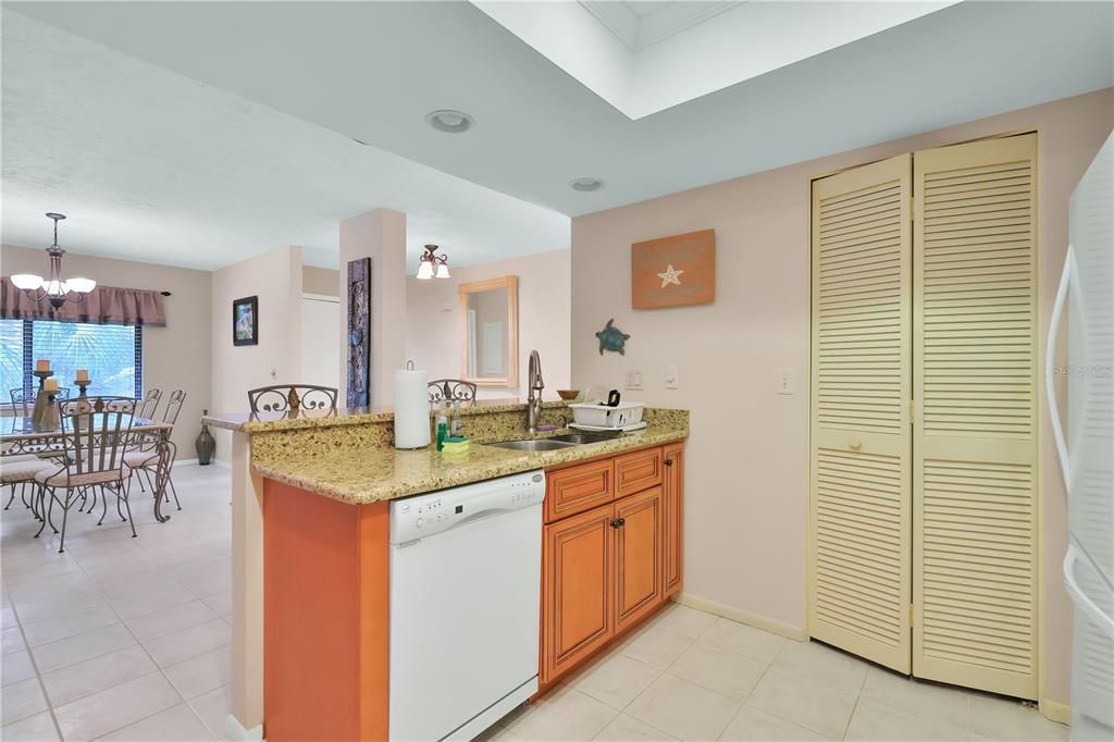 3450 Wood Owl Circle, Unit 284, Bradenton, FL 34210 Photo