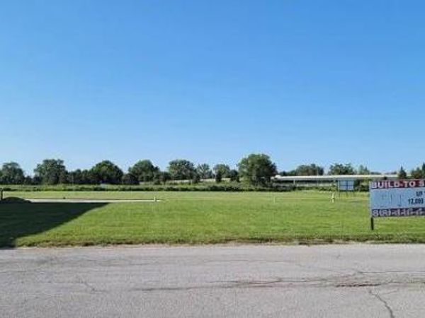 2006 E Harbor Road, Port Clinton, OH 43452