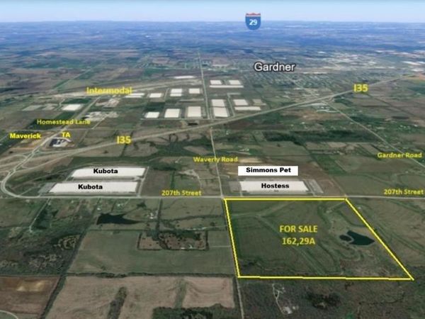 30485 W 207th Street, Gardner, KS 66030