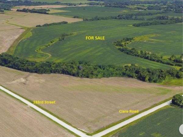 18975 Clare Road, Gardner, KS 66030