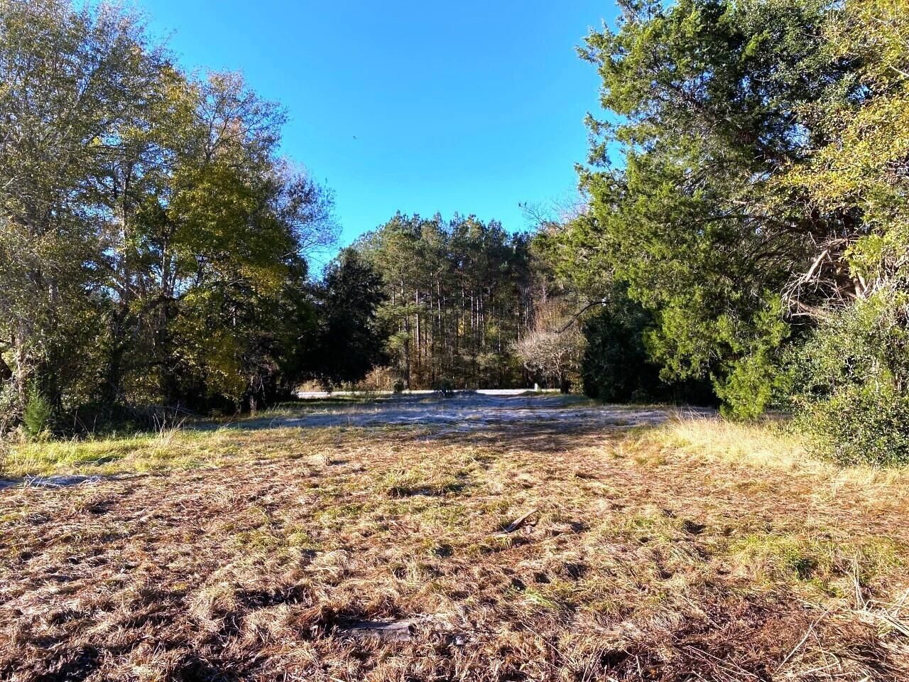 5306 State Road Photo 11