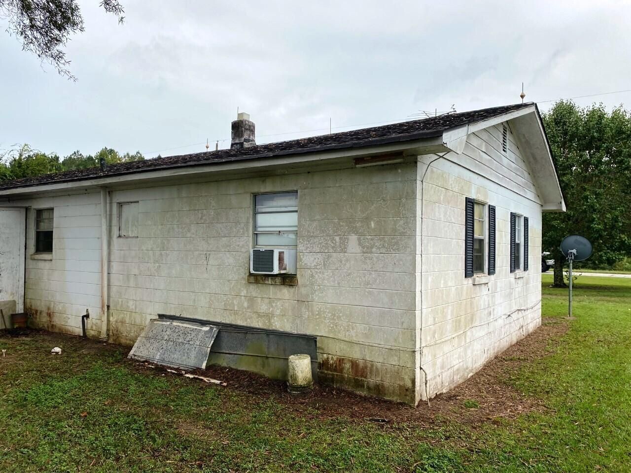 5306 State Road Photo 32