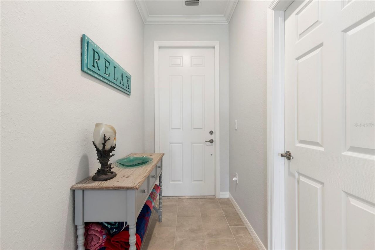 18008 Gawthrop Drive, Unit 402, Lakewood Ranch, FL 34211 Photo